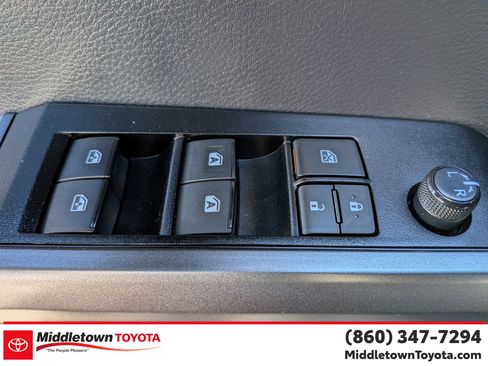 Certified 2023 Toyota Tacoma TRD Off-Road image 12