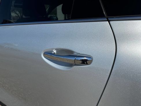 Used 2020 Kia Sorento AWD V6 image 27