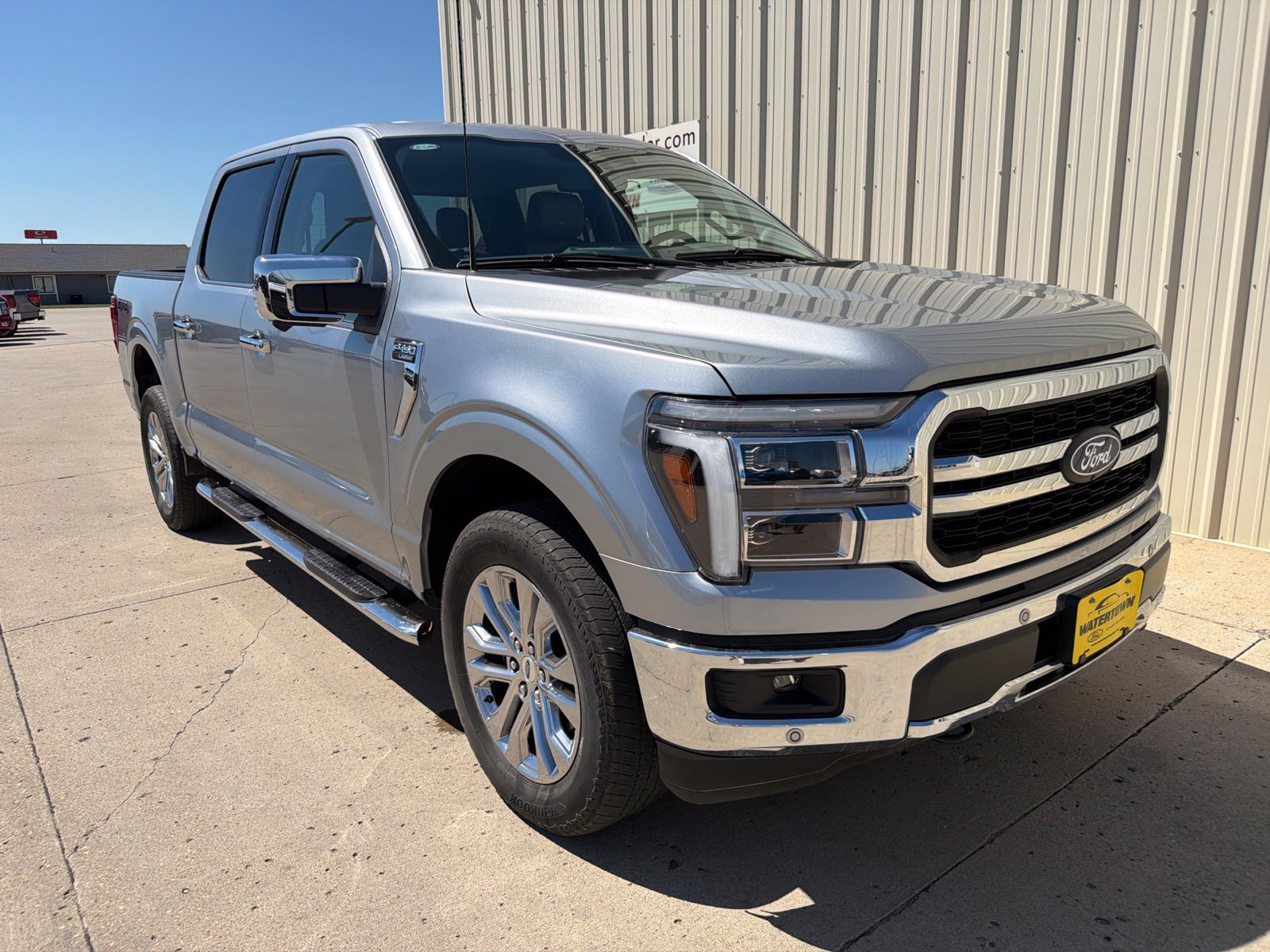 Used 2025 Ford F150 Lariat w/ Equipment Group 501A Mid AWD/4WD image 2