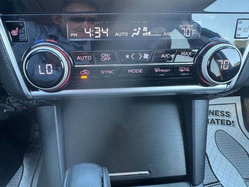 Used 2018 Subaru Outback 2.5i Limited w/ 50th Anniversary Edition image 17