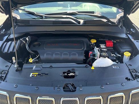 Certified 2022 Jeep Compass Latitude AWD/4WD image 10