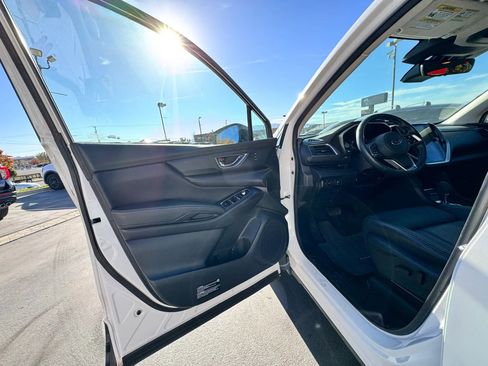 Used 2024 Subaru Ascent Limited image 9