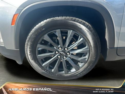 Used 2023 Chevrolet Traverse RS image 10