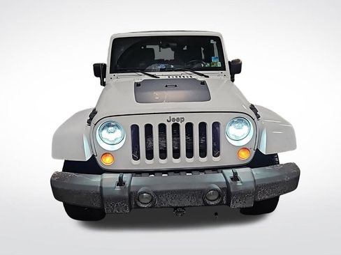 Used 2012 Jeep Wrangler Sahara image 2