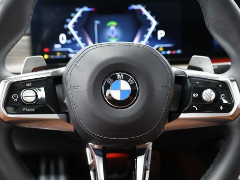 Used 2024 BMW 760i xDrive w/ Premium Package 2 AWD/4WD image 24