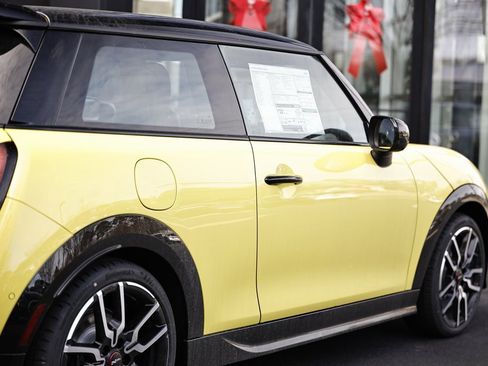 New 2026 MINI Cooper S image 8
