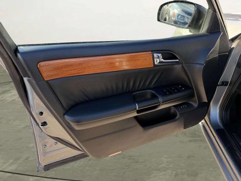 Used 2007 INFINITI M35 x w/ Technology Pkg image 11