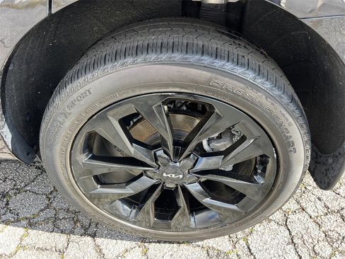 Used 2022 Kia Sorento SX image 16