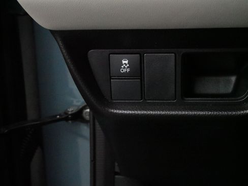 Used 2023 Honda HR-V LX image 28