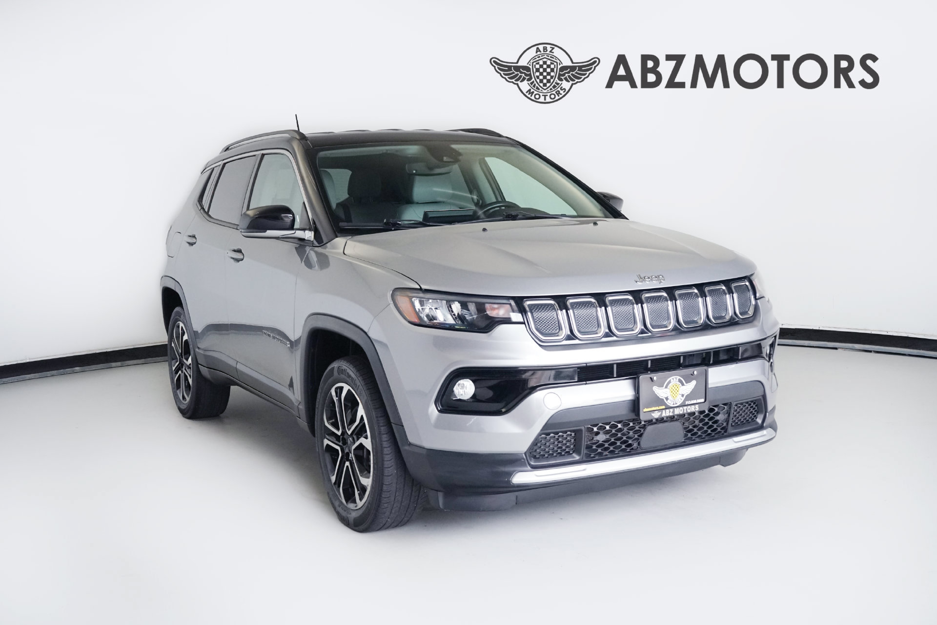Used 2022 Jeep Compass Limited AWD/4WD image 1
