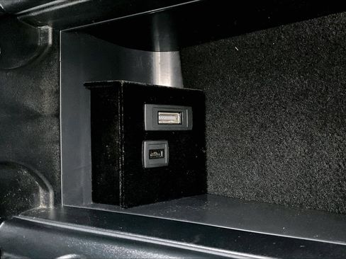 Used 2015 Mercedes-Benz E 350 E 350 Luxury image 39