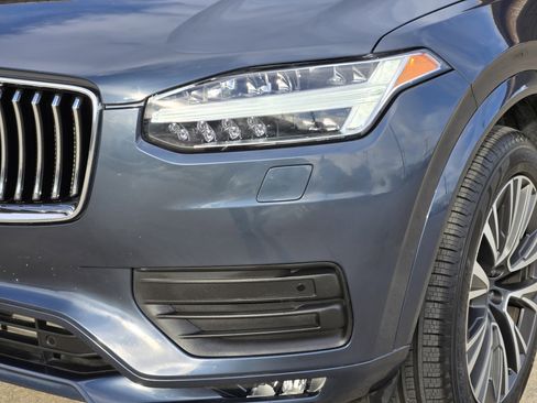 Used 2021 Volvo XC90 T6 Momentum w/ Protection Package Premier image 13