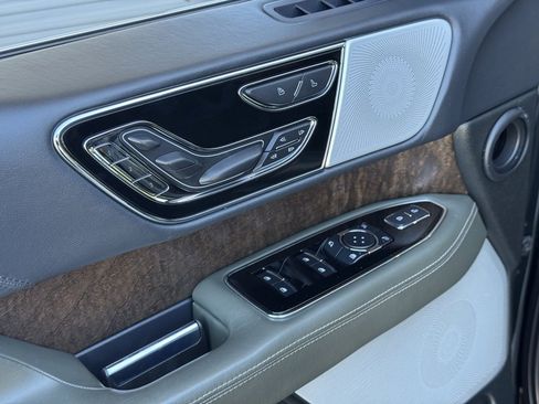 Used 2023 Lincoln Navigator Black Label image 22