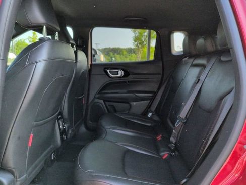 Certified 2025 Jeep Compass Trailhawk AWD/4WD image 16