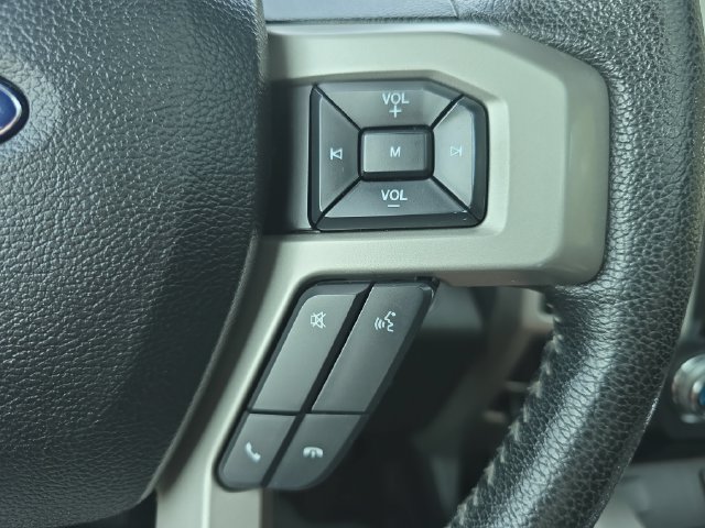 Used 2016 Ford F150 Lariat w/ Equipment Group 502A Luxury AWD/4WD image 27