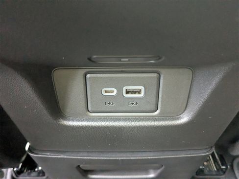 Used 2023 Cadillac XT6 Sport w/ Platinum Package image 17