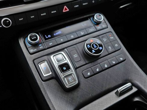 Used 2023 Hyundai Palisade Limited image 35