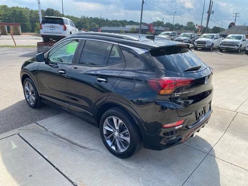 Used 2023 Buick Encore GX Select w/ Sport Touring Package AWD/4WD image 9