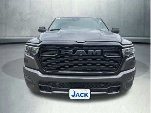 New 2026 RAM 1500 Express AWD/4WD image 9