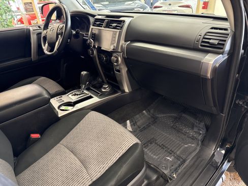 Used 2023 Toyota 4Runner SR5 image 17