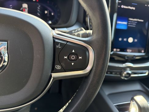 Certified 2023 Volvo XC60 B5 Core image 20