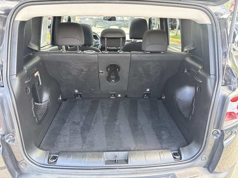 Used 2020 Jeep Renegade Latitude w/ UConnect 8.4 Nav Group AWD/4WD image 14