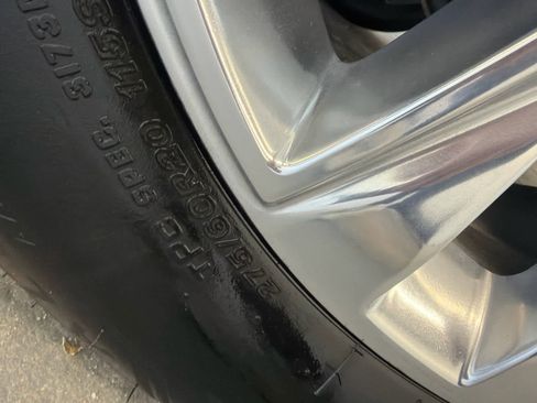 Used 2024 Chevrolet Tahoe Premier image 13