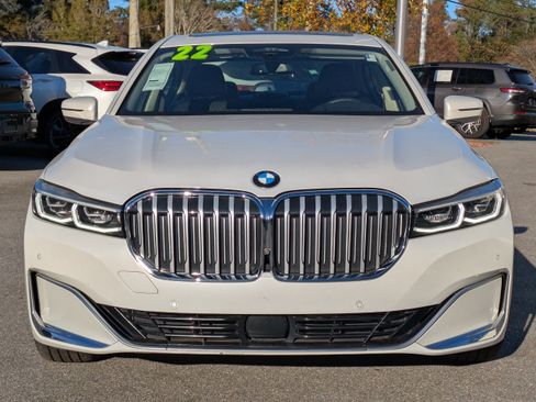 Used 2022 BMW 750i xDrive AWD/4WD image 9