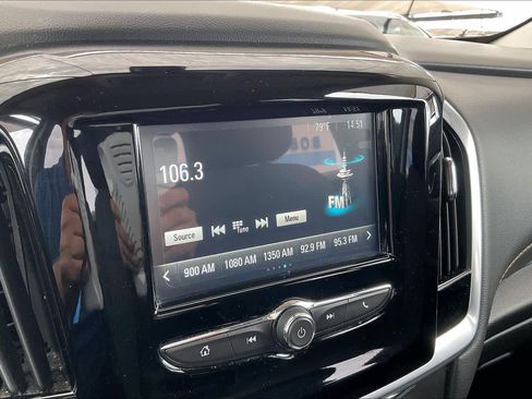 Used 2019 Chevrolet Traverse LS w/ LPO, Blackout Package FWD image 31