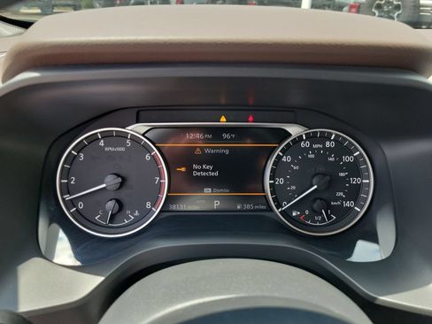 Used 2023 Nissan Rogue SV AWD/4WD image 24