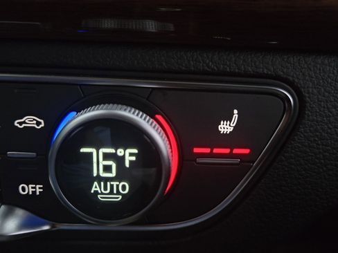 Used 2023 Audi Q5 2.0T Premium w/ Convenience Package image 25