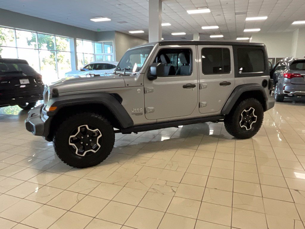 Used 2019 Jeep Wrangler Unlimited Sport S AWD/4WD image 3