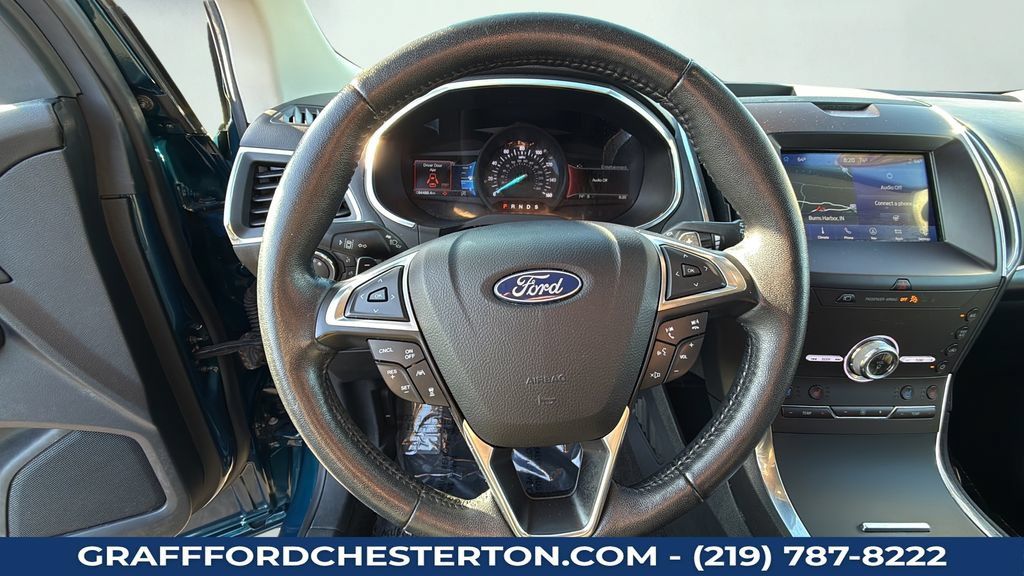 Used 2020 Ford Edge Titanium w/ Equipment Group 301A AWD/4WD image 22