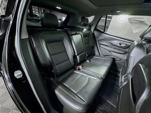 Used 2020 GMC Terrain SLT w/ Preferred Package image 23