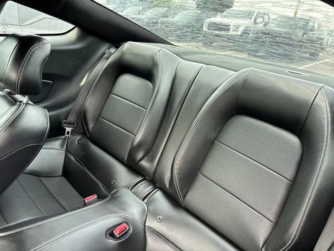 Used 2017 Ford Mustang GT Premium w/ Black Accent Package RWD image 25