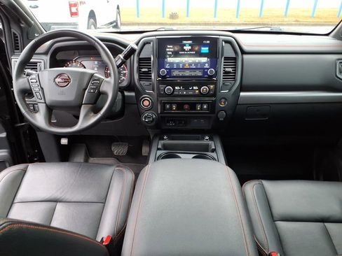 Used 2024 Nissan Titan PRO-4X w/ Pro-4x Convenience Package image 8