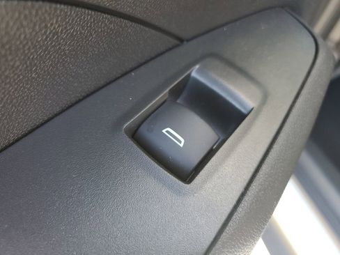 Used 2026 Chevrolet Trax LT image 16