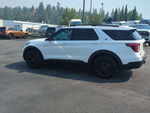 Used 2023 Ford Explorer Timberline w/ Timberline Technology Package AWD/4WD image 4