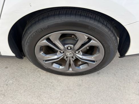Certified 2023 Honda Accord EX image 30