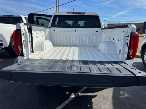 Used 2022 GMC Sierra 1500 SLT w/ SLT Convenience Package image 38