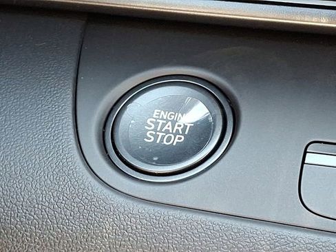 New 2025 Hyundai Elantra SEL image 13