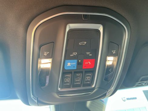 New 2025 Jeep Grand Cherokee L Limited image 24