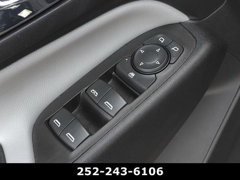 Used 2024 Chevrolet Equinox LS w/ Midnight Edition image 22