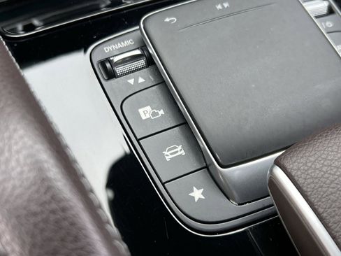 Certified 2022 Mercedes-Benz GLS 450 4MATIC image 33