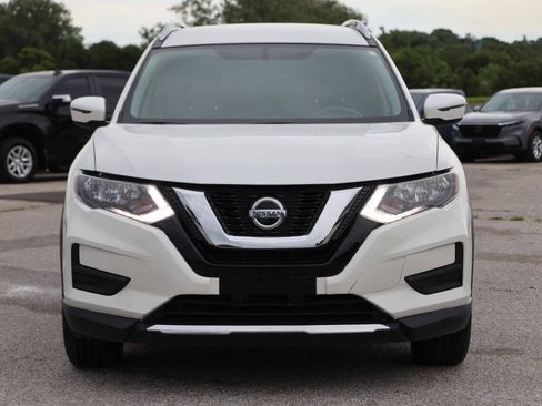 Used 2018 Nissan Rogue SV FWD image 5