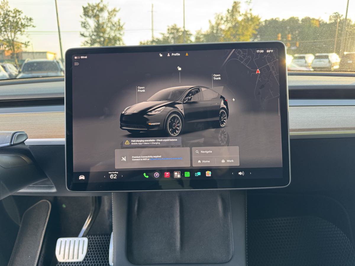 Used 2022 Tesla Model Y Performance AWD/4WD image 18