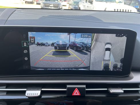 New 2026 Kia Sportage SX image 11