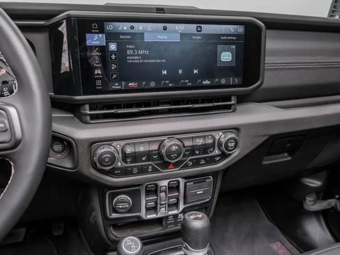 Used 2024 Jeep Wrangler Unlimited Sport image 73