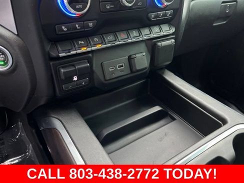 Used 2021 GMC Sierra 1500 SLT w/ SLT Premium Package AWD/4WD image 28