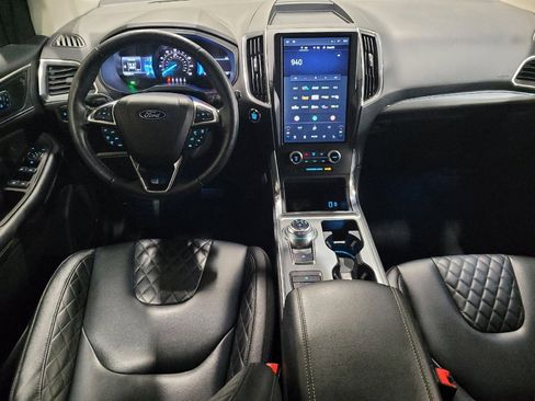 Used 2024 Ford Edge Titanium image 22